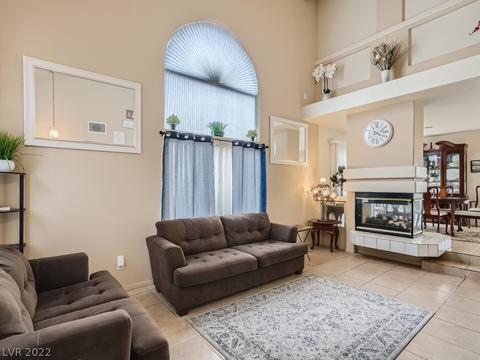8705 Sandringham Ave, Las Vegas, NV 89129