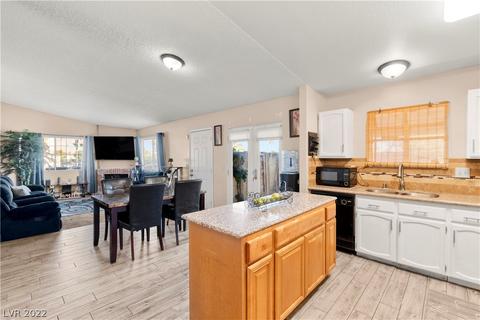 1400 Autumn Glen Cir, Las Vegas, NV 89110