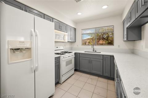 2279 Rugged Mesa Dr, Laughlin, NV 89029 photo 11