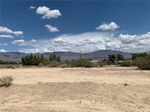 5731 N Goleta Ave, Pahrump, NV 89060