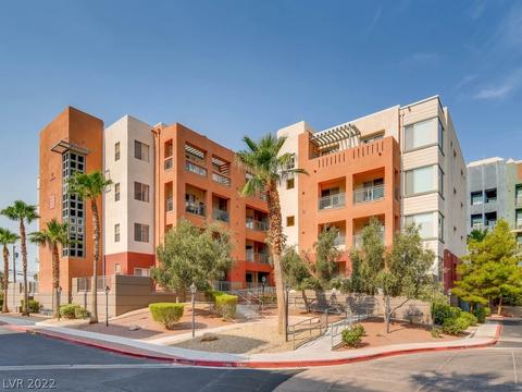 51 E Agate Ave #401, Las Vegas, NV 89123