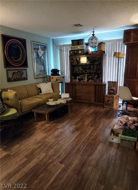 7100 Pirates Cove Rd #1020, Las Vegas, NV 89145