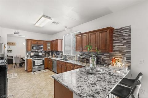 5933 Spinnaker Point Ave, Las Vegas, NV 89110