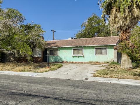 3243 Nottingham Dr, Las Vegas, NV 89121
