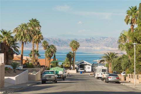 708 Kendall Ln, Boulder City, NV 89005