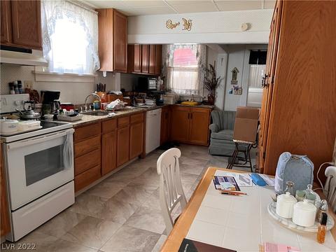989 Lyons Ave, Ely, NV 89301 photo 3