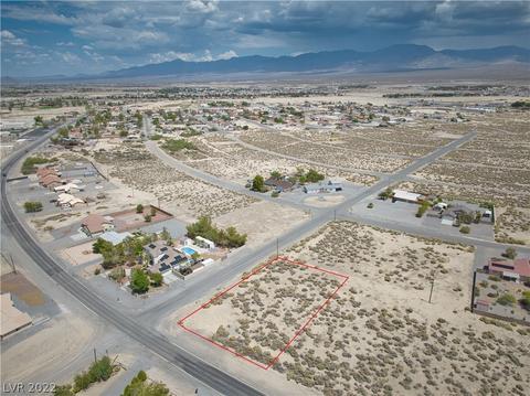 2280 Mount Charleston Dr, Pahrump, NV 89048