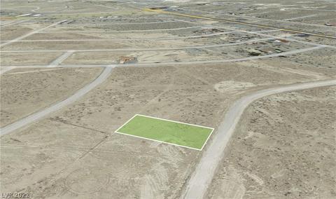 2330 Oakridge Cir, Pahrump, NV 89048
