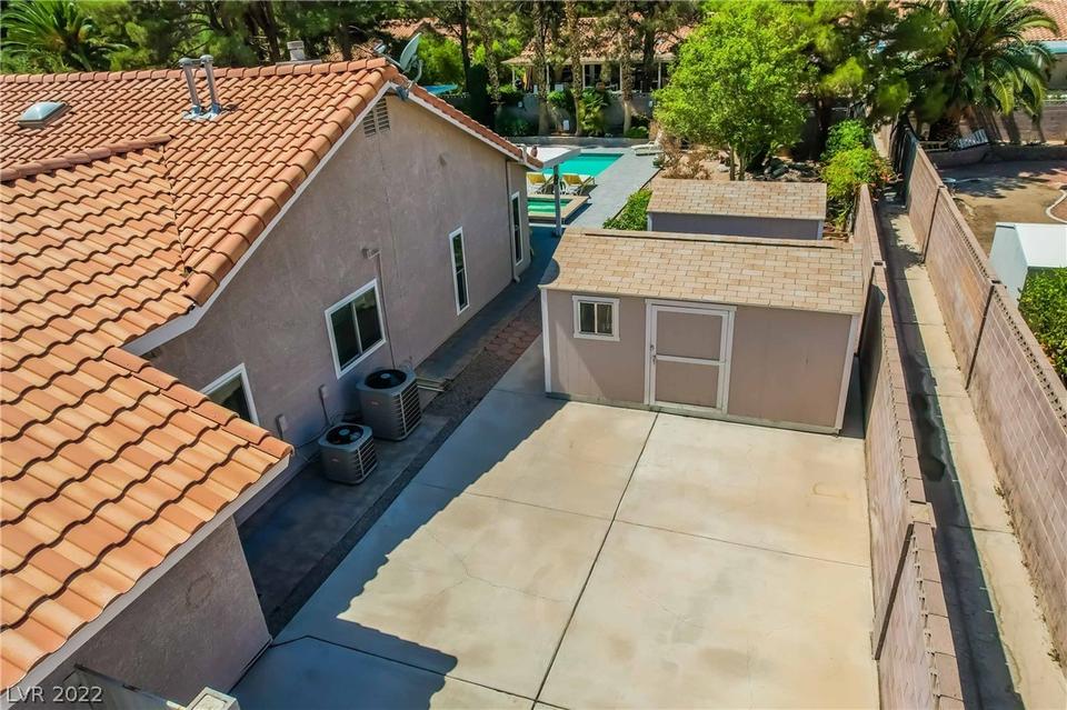  7581 Demona Dr, Las Vegas, NV 89123 photo 81