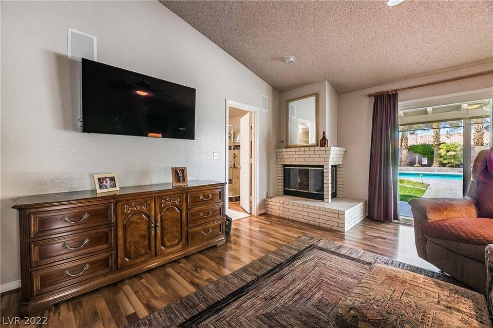  7581 Demona Dr, Las Vegas, NV 89123 photo 34