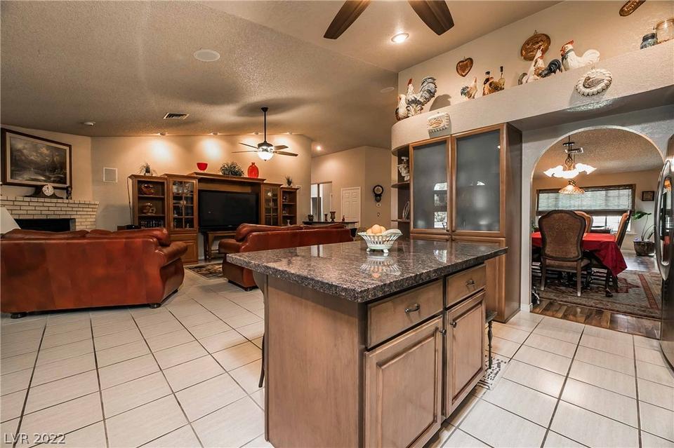  7581 Demona Dr, Las Vegas, NV 89123 photo 19