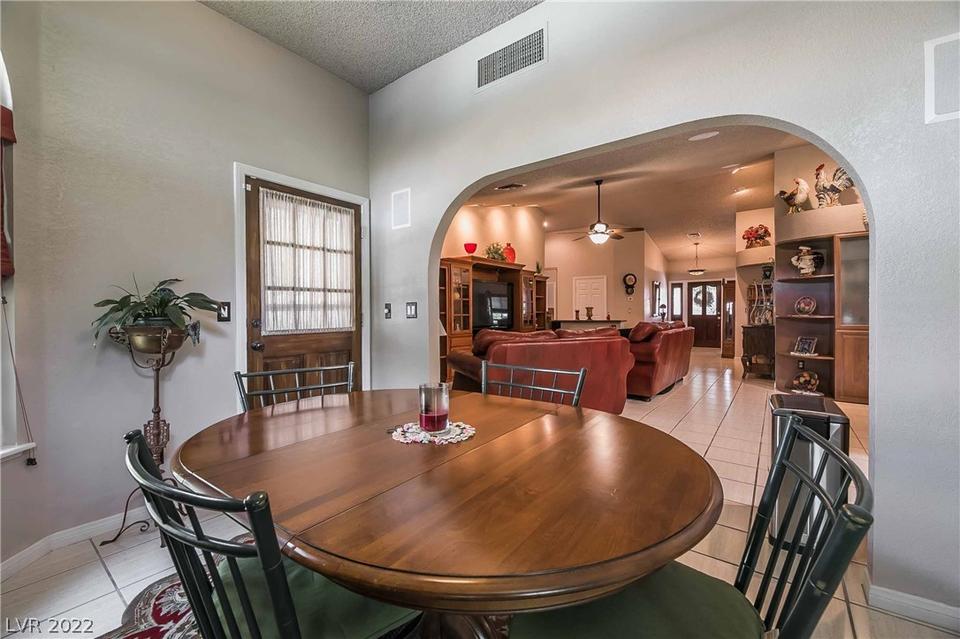  7581 Demona Dr, Las Vegas, NV 89123 photo 25