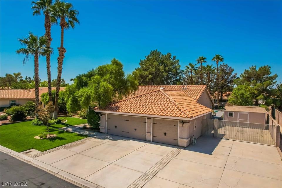  7581 Demona Dr, Las Vegas, NV 89123 photo 7