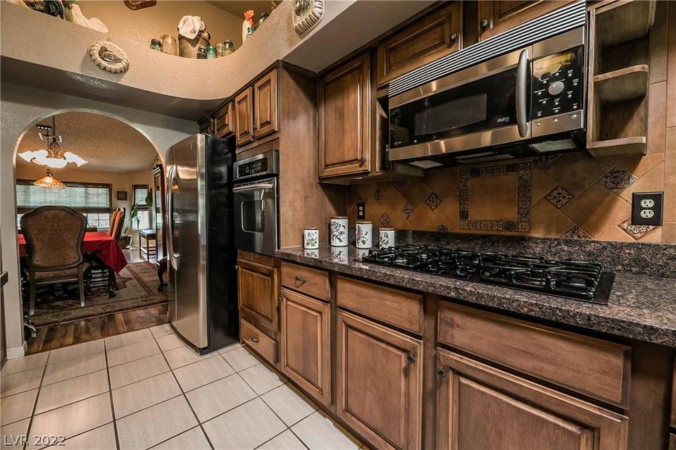  7581 Demona Dr, Las Vegas, NV 89123 photo 20
