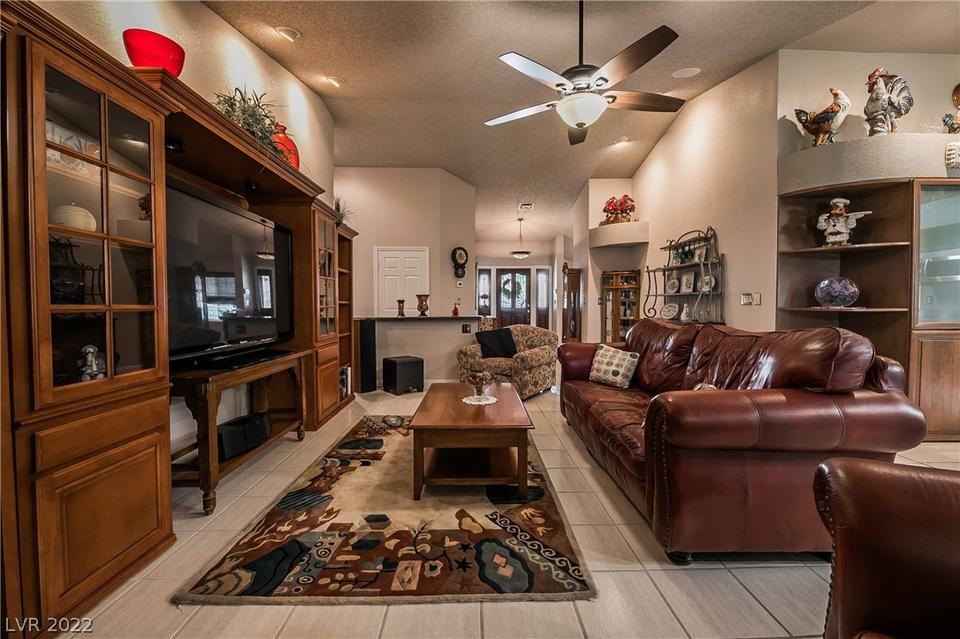  7581 Demona Dr, Las Vegas, NV 89123 photo 13