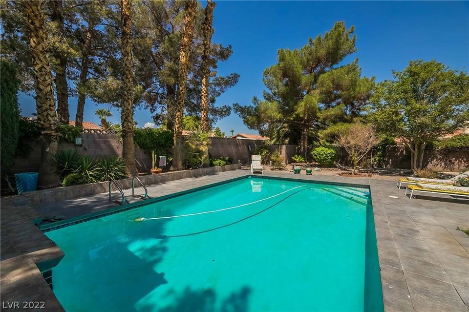  7581 Demona Dr, Las Vegas, NV 89123 photo 70