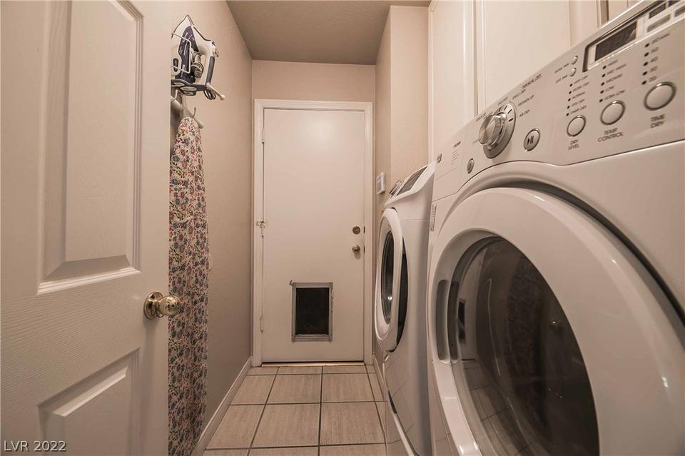  7581 Demona Dr, Las Vegas, NV 89123 photo 61