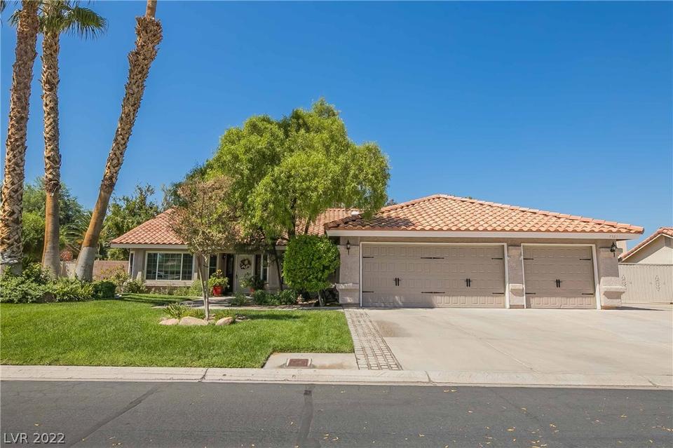  7581 Demona Dr, Las Vegas, NV 89123 photo 90