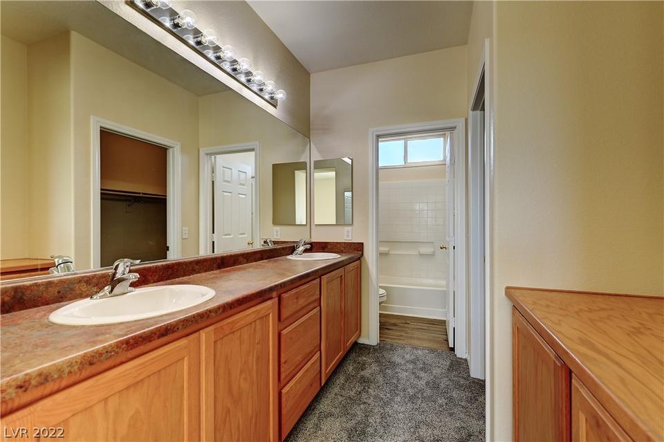  1332 Sun Village Ave, Las Vegas, NV 89183 photo 9