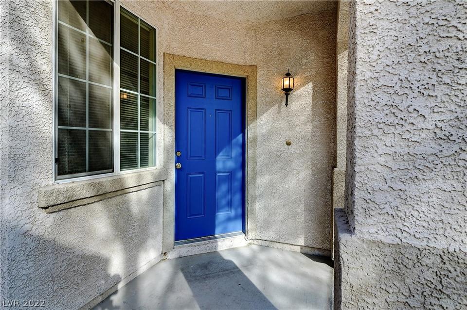  1332 Sun Village Ave, Las Vegas, NV 89183 photo 3
