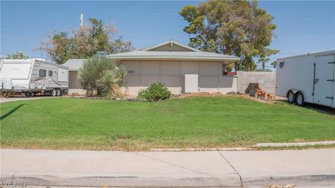 5500 Bentley Ave, Las Vegas, NV 89142