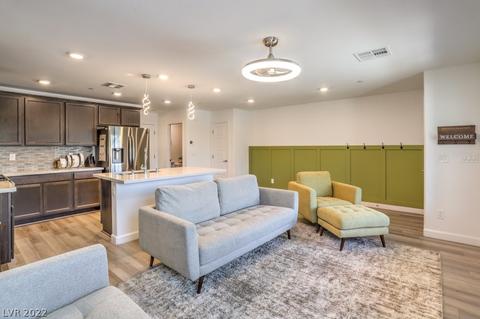 747 Omaggio Pl, Henderson, NV 89011