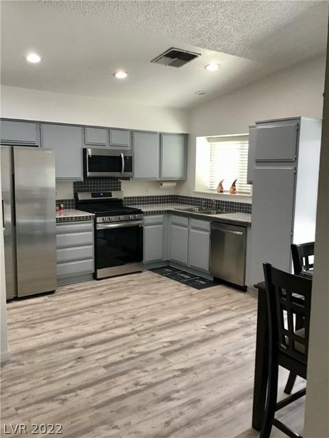 3037 Leandro Ct, Laughlin, NV 89029 photo 4