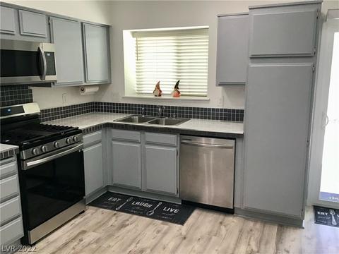 3037 Leandro Ct, Laughlin, NV 89029 photo 6