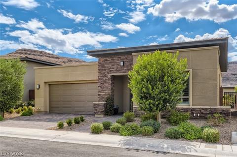 6820 Silver Crescent St, Las Vegas, NV 89148