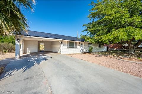 525 N Urie West Dr, Washington, UT 84780