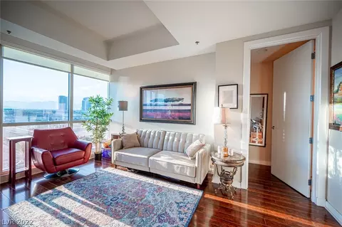 4525 Dean Martin Dr #604, Las Vegas, NV 89103
