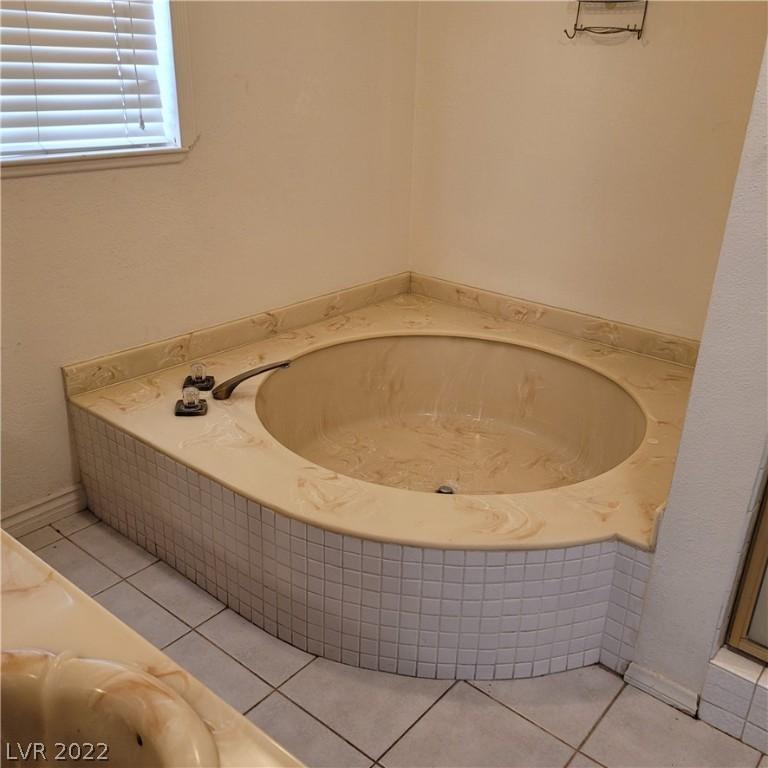  7181 Dean Martin Dr, Las Vegas, NV 89118 photo 23