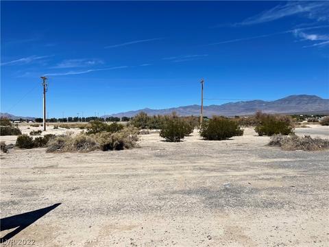 1520 W Calvada Blvd, Pahrump, NV 89048