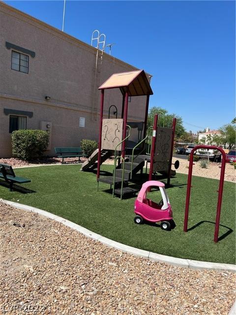 5130 S Jones Blvd #102, Las Vegas, NV 89118