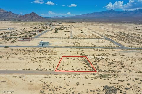 1380 W Glassport Ln, Pahrump, NV 89060