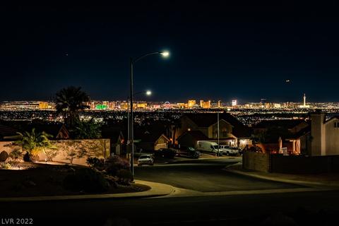 280 W Kimberly Dr, Henderson, NV 89015