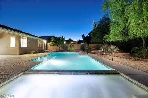 8166 Merlewood Ave, Las Vegas, NV 89117