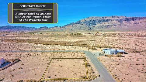 1211 Atoll Dr, Pahrump, NV 89060