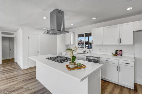 2217 Dune Dr, Las Vegas, NV 89106