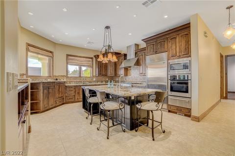 7885 Rockwind Ct, Las Vegas, NV 89117
