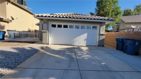 6045 Pumpkin Patch Ave, Las Vegas, NV 89142