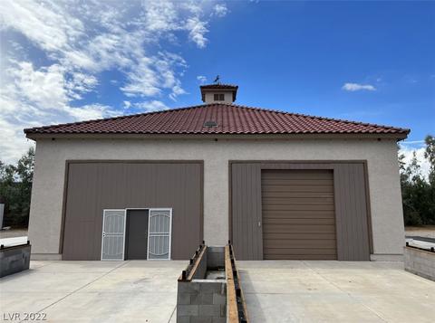 8227 Fairfield Ave, Las Vegas, NV 89123