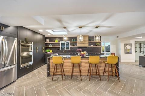 1712 Cochran St, Las Vegas, NV 89104