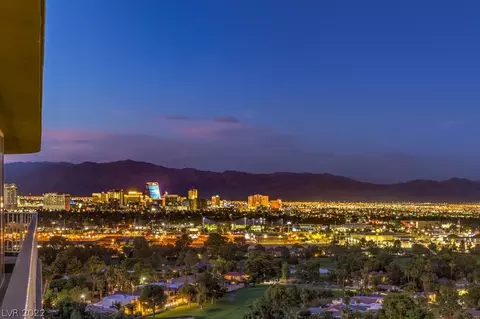 3111 Bel Air Dr #21D, Las Vegas, NV 89109