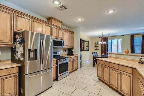 375 Clarence House Ave #1, North Las Vegas, NV 89032