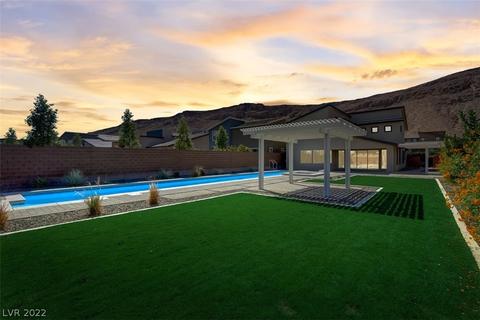 9768 Starlight Ridge Ave, Las Vegas, NV 89148