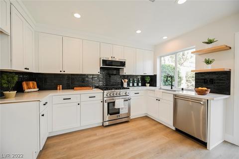 10500 Shadowland Ave, Las Vegas, NV 89144