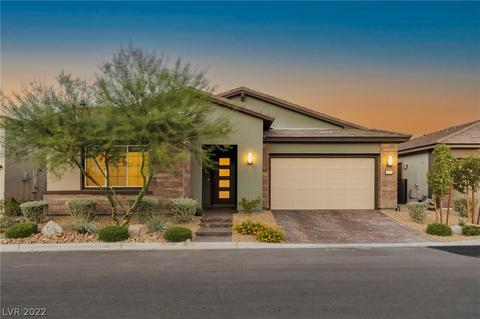 2910 Full Lotus Dr, Las Vegas, NV 89138
