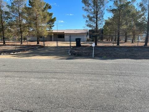 2541 Papaya Ave, Pahrump, NV 89048
