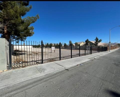 2601 Searles Ave, Las Vegas, NV 89101
